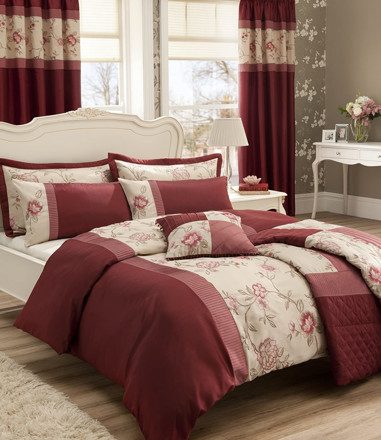 Picture of Catherine Lansfield Gardenia Red Single Quilt Set