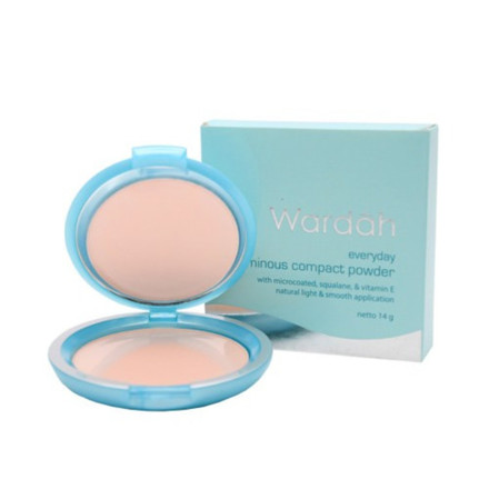 Picture of Wardah Everyday Luminous Compact Powder Light Beige