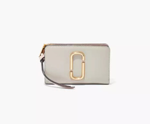 Picture of MARC JACOBS THE SNAPSHOT COMPACT WALLET