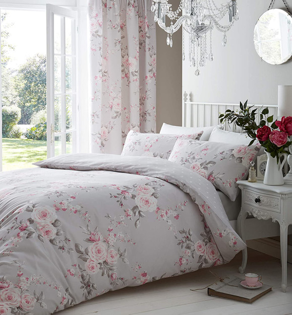 Picture of Catherine Lansfield Canterbury Super King Duvet Set